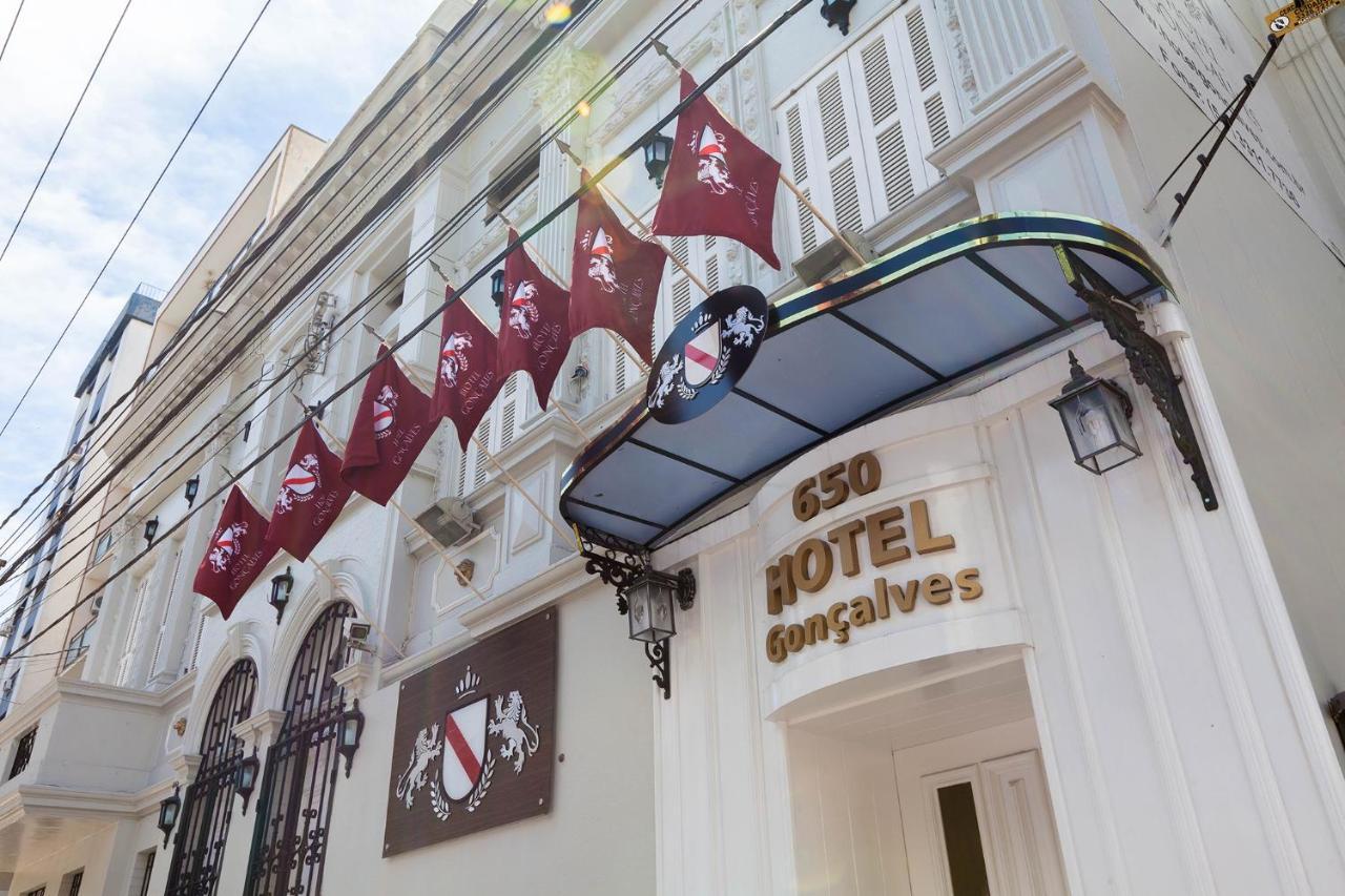 Hotel Goncalves- Proximo A Santa Casa De ปอร์โตอัลเลเกร ภายนอก รูปภาพ