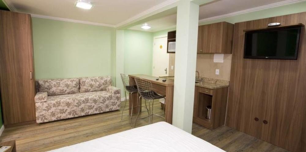 Hotel Goncalves- Proximo A Santa Casa De ปอร์โตอัลเลเกร ภายนอก รูปภาพ